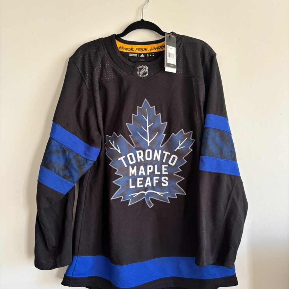 Authentic new Adidas Toronto Maple Leafs Drew House flipside jersey - 46